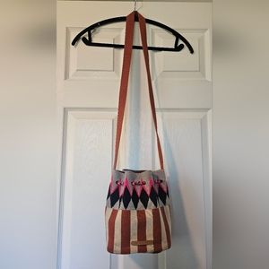 Lucky Brand woven bucket crossbody